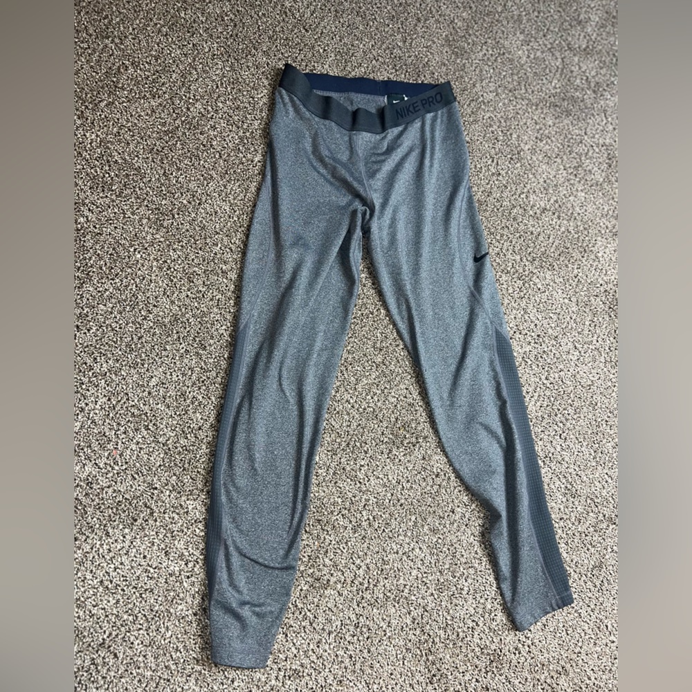 Women’s Nike leggings